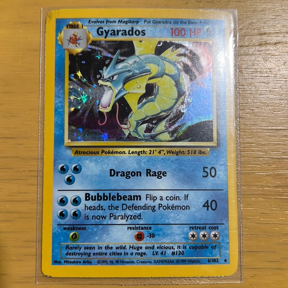 1999 Pokémon Gyarados 6/102 Base Set Unlimited Holo Rare